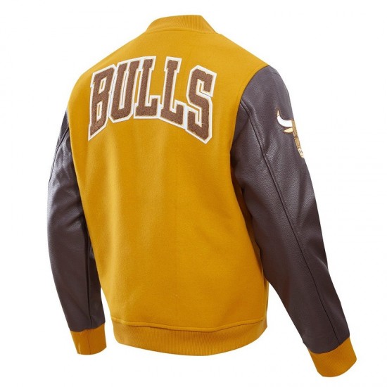 Men's Chicago Bulls Classic Wool Varsity Jacket